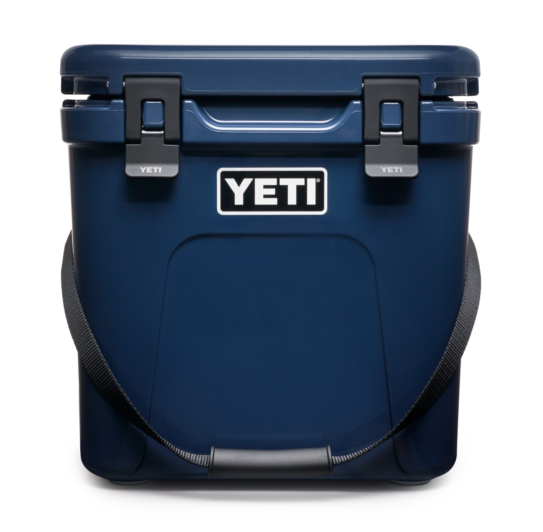 YETI Roadie 24 in Navy