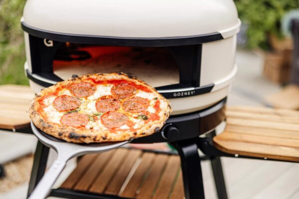 Gozney Dome S1 - Gozney Dome S1 - Bone The iconic performance of the award-winning Dome, streamlined and propane gas-fuelled to help you get straight to making restaurant-quality pizza.