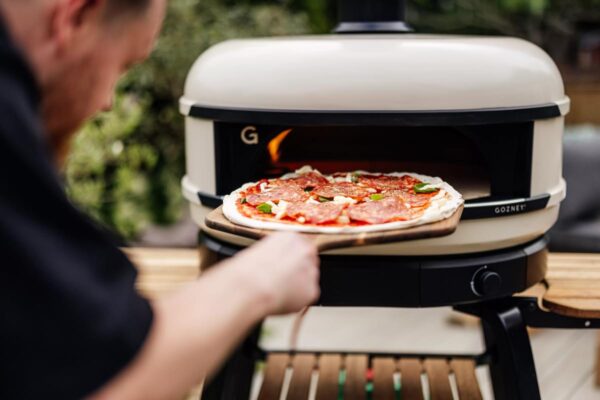 Gozney Dome S1 - Gozney Dome S1 - Bone The iconic performance of the award-winning Dome, streamlined and propane gas-fuelled to help you get straight to making restaurant-quality pizza.