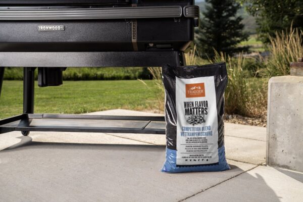 Traeger Competition Blend Pellets